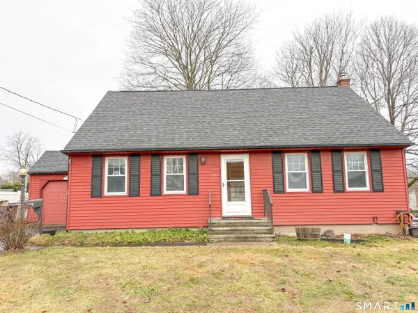 $2,900 | 37 Mathewson Avenue, Enfield, CT 06082