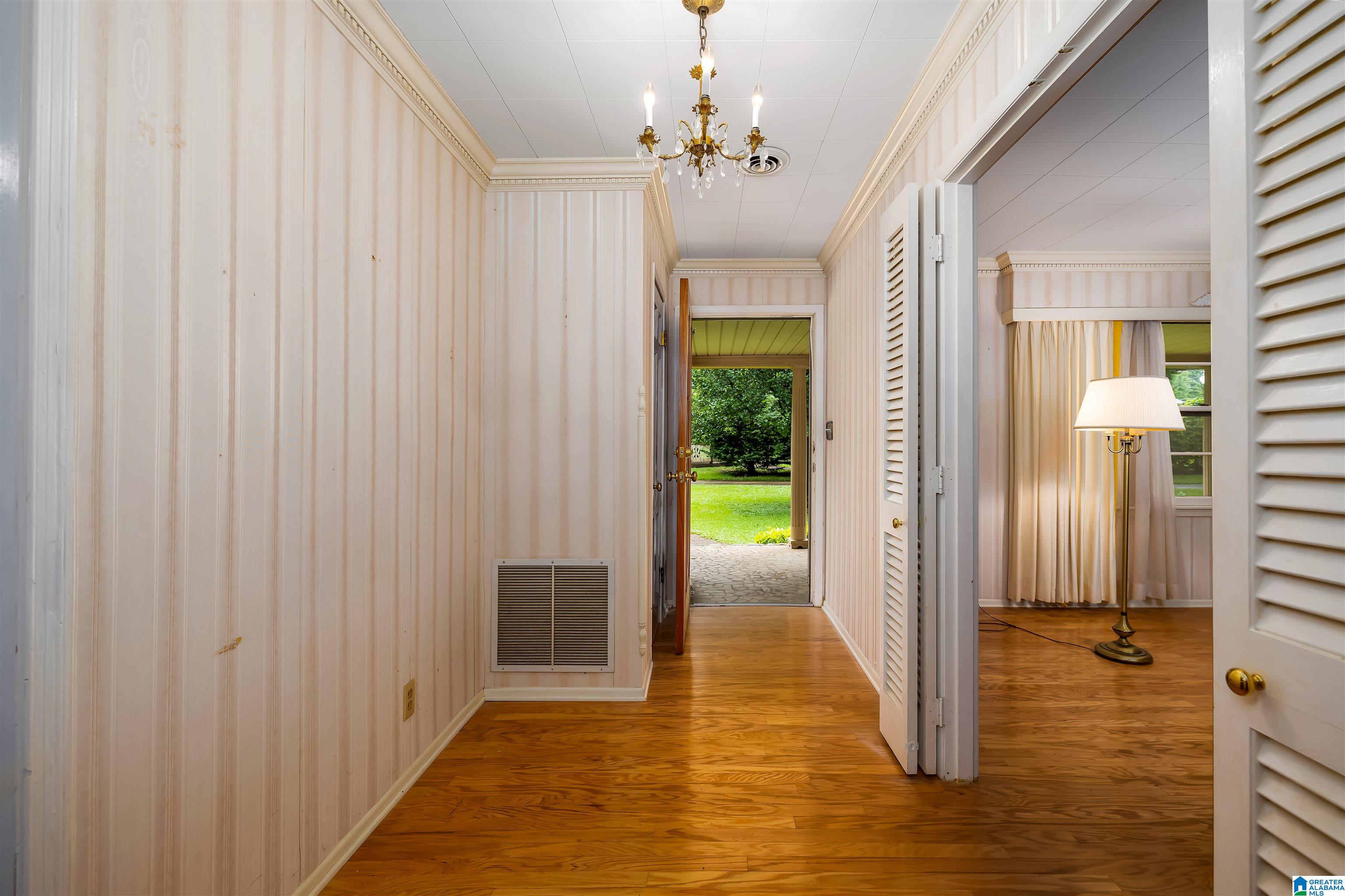 686 McClain Road Bessemer, AL 35023 - Photo 7 of 50