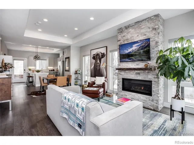 $3,500 | 2890 West Parkside Place, Denver, CO 80221