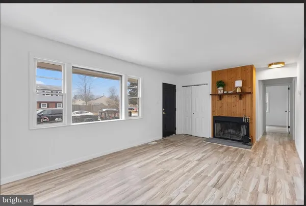 $365,000 | 4 North Walnut Circle, West Berlin, NJ 08091