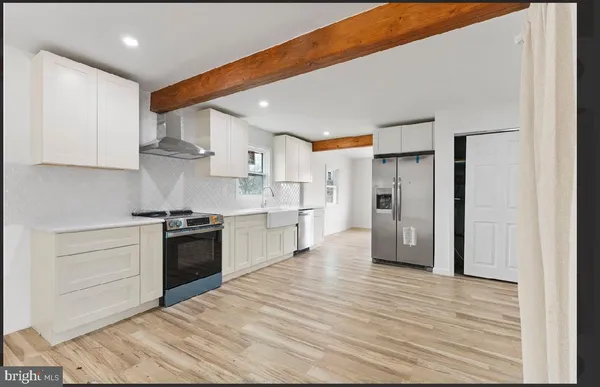 $365,000 | 4 North Walnut Circle, West Berlin, NJ 08091
