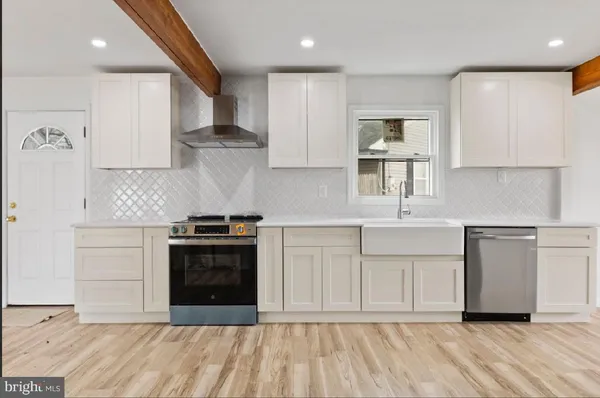 $365,000 | 4 North Walnut Circle, West Berlin, NJ 08091