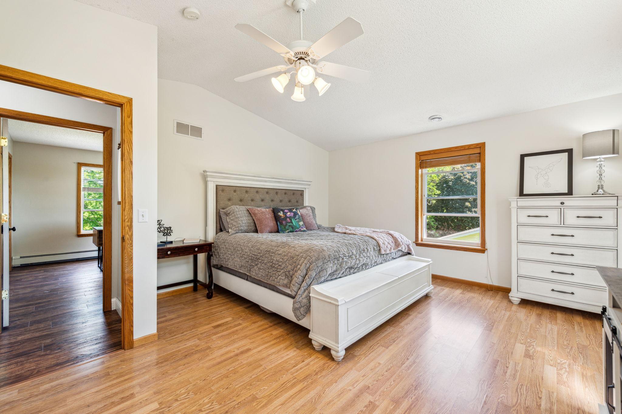 1295 Valleyview Road Chaska, MN 55318 - Photo 11 of 25 Gallery Image 11