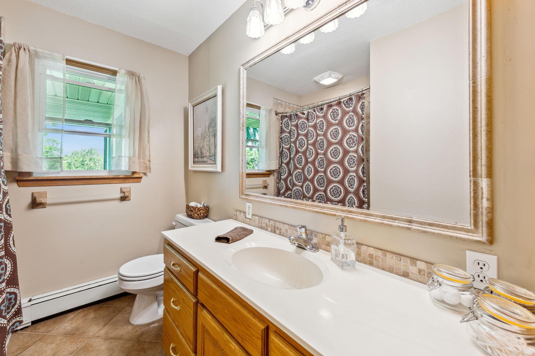 1295 Valleyview Road Chaska, MN 55318 - Photo 16 of 25 Gallery Image 16