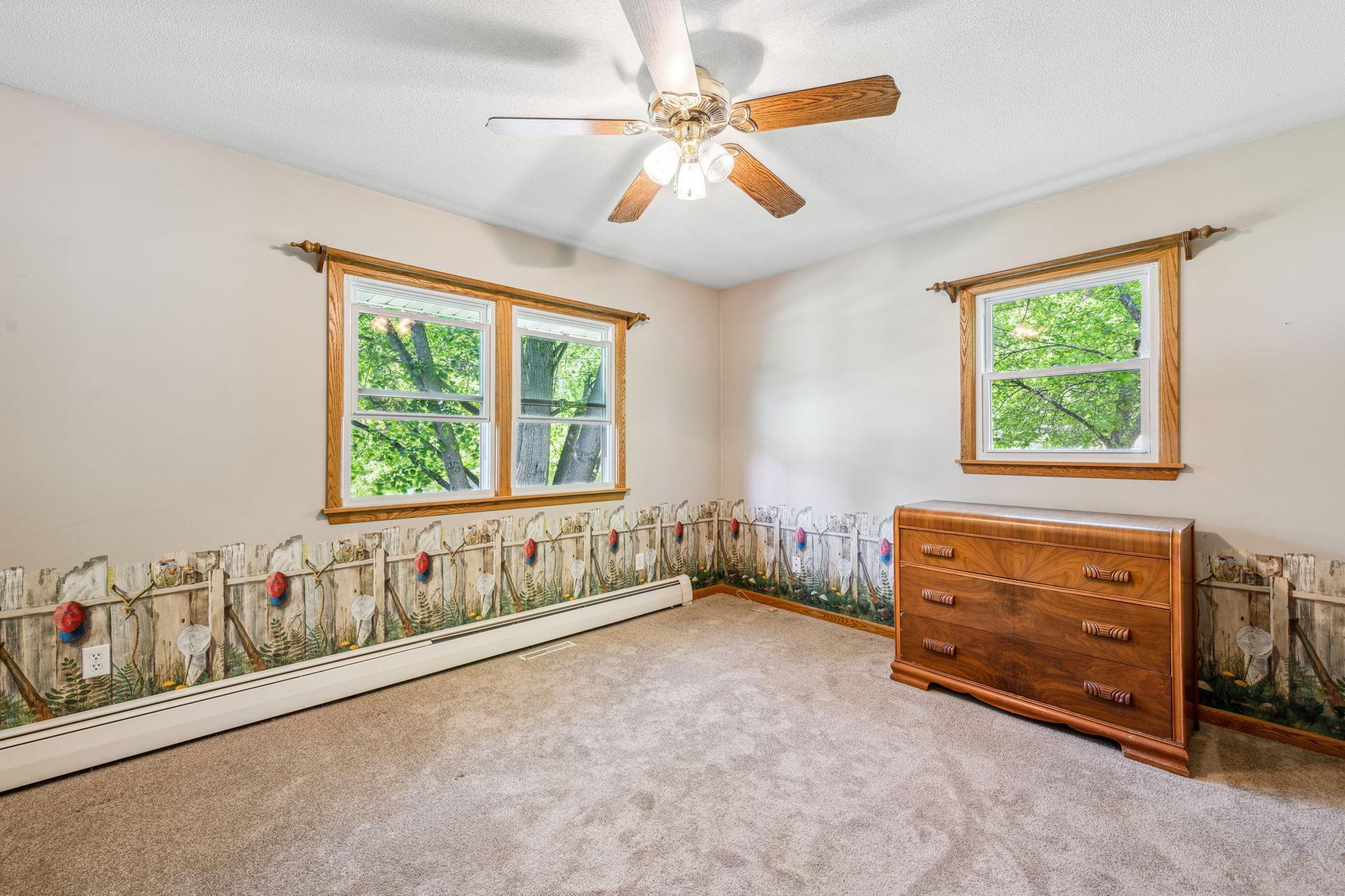1295 Valleyview Road Chaska, MN 55318 - Photo 18 of 25 Gallery Image 18