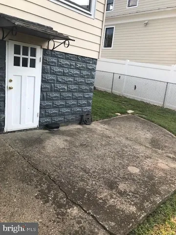 a view of a backyard of the house