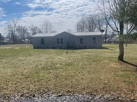 $99,000 | 44 East Howard Avenue, Grand Junction, MI 49056