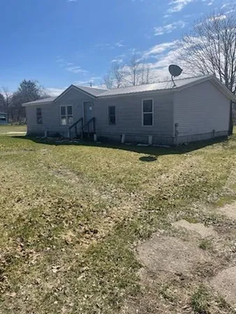 $99,000 | 44 East Howard Avenue, Grand Junction, MI 49056