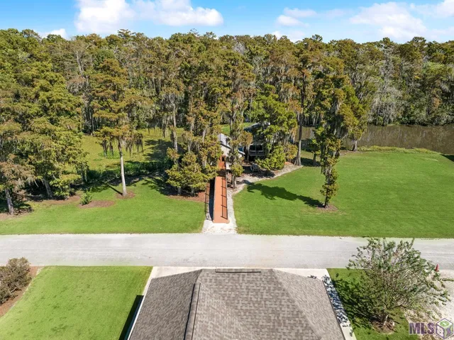 $1,888,690 | 18228 Bayou Pierre Drive, Maurepas, LA 70449