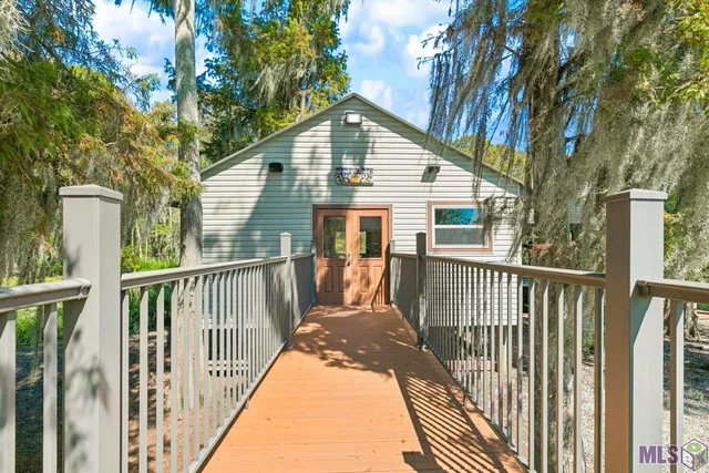 $1,888,690 | 18228 Bayou Pierre Drive, Maurepas, LA 70449