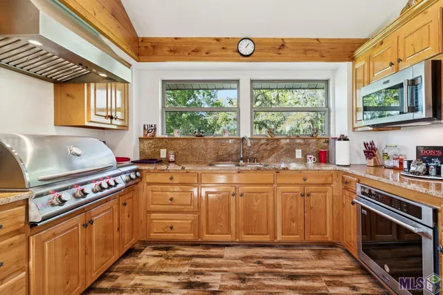 $1,888,690 | 18228 Bayou Pierre Drive, Maurepas, LA 70449