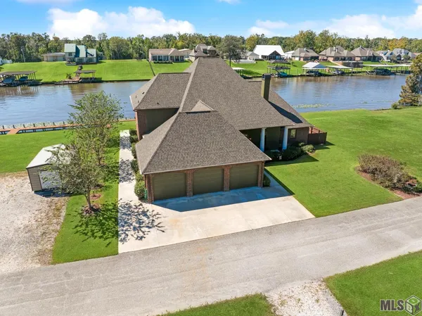 $1,888,690 | 18228 Bayou Pierre Drive, Maurepas, LA 70449