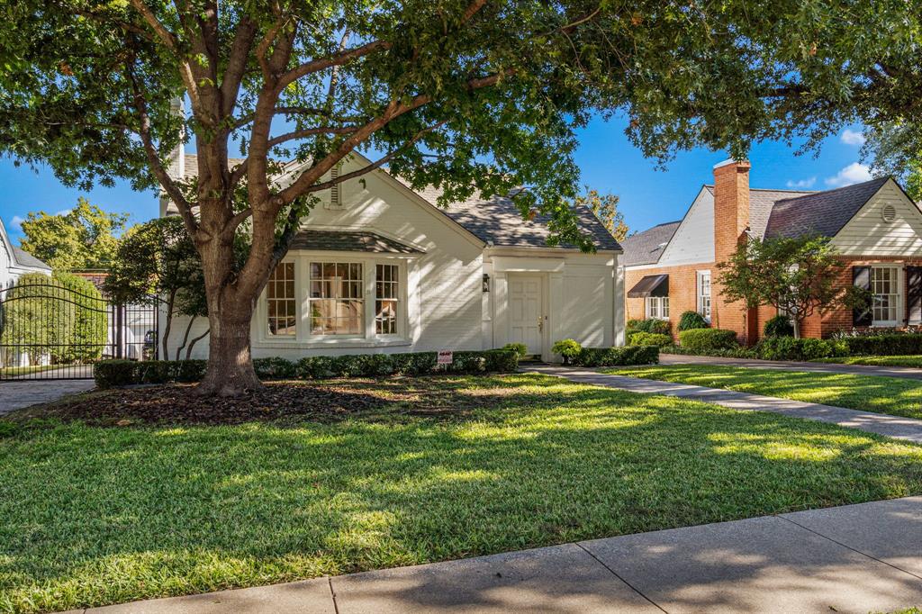 3628 Potomac Avenue Fort Worth, TX 76107 - Photo 2 of 32 a front view of a house with a yard