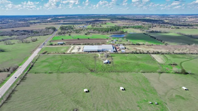 a view of a golf course with green space