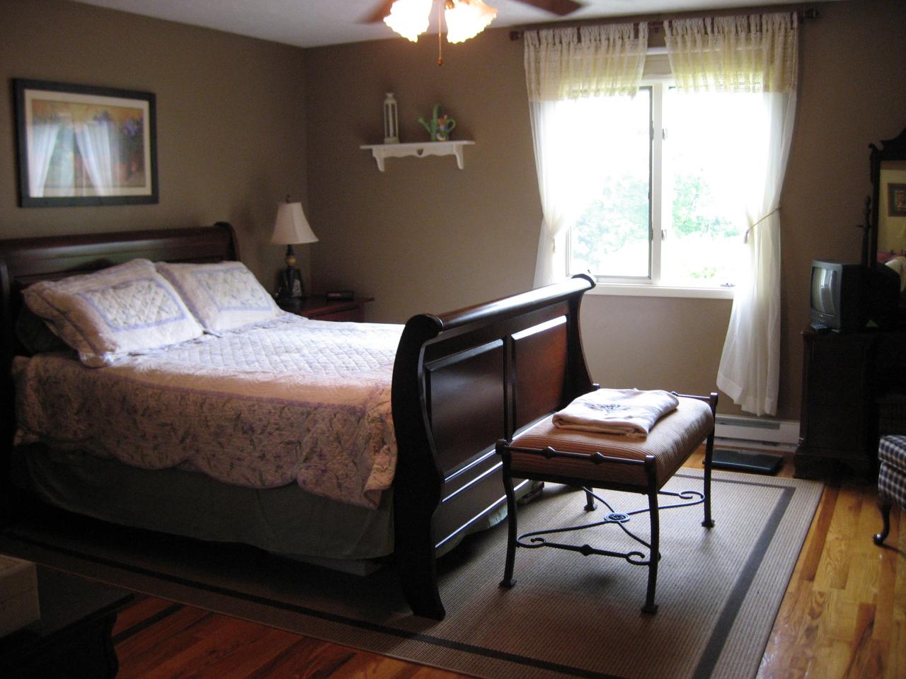 256 Henson Road Crawley, WV 24931 - Photo 9 of 22 master bedroom