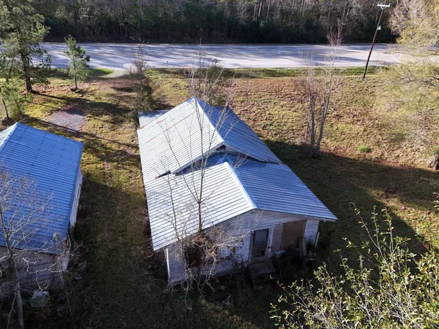 $210,000 | 13520 Highway 105, Beaumont, TX 77713