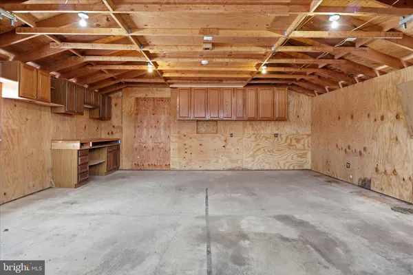 a view of a garage room