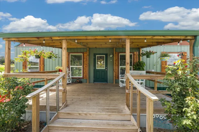 $300,000 | 9015 Highway 36, Brenham, TX 77833