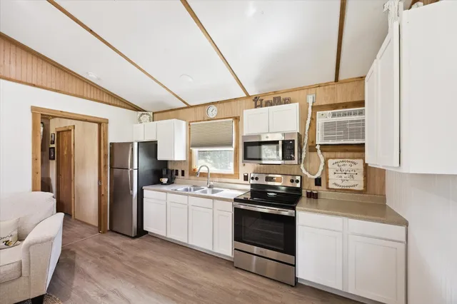 $300,000 | 9015 Highway 36, Brenham, TX 77833