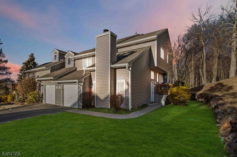 27 Bayowski Road West Orange, NJ 07052 - Photo 32 of 33