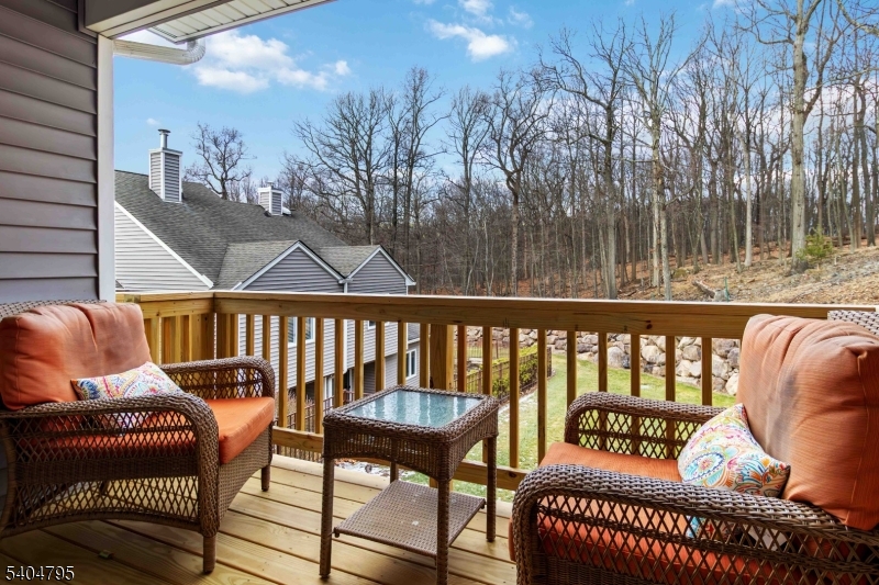 27 Bayowski Road West Orange, NJ 07052 - Photo 9 of 33