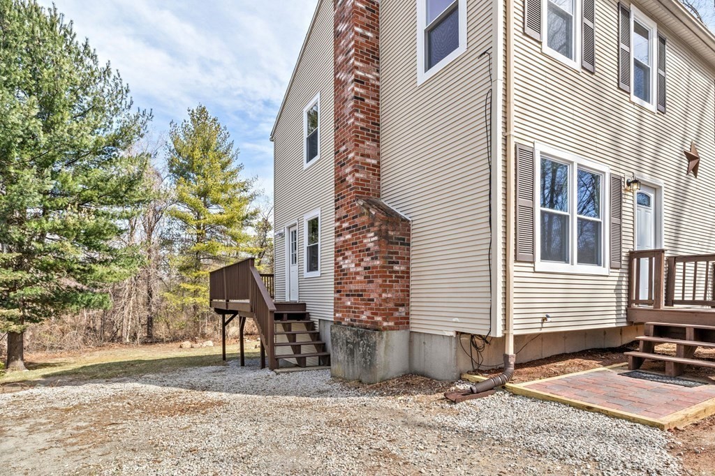 107 Harkness Road, Unit A Millville, MA 01529 - Photo 3 of 33