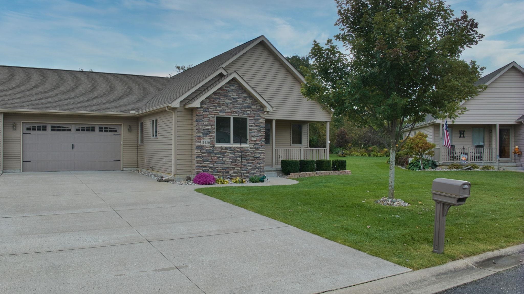 11450 Windmill Pointe Clio, MI 48420 - Photo 5 of 43 50156902-b03fd0fe-ed34-4028-a48d-14d183736a70.JPG