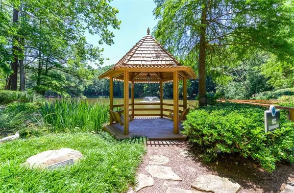 $1,880 | 3200 Post Woods Drive Northwest, Unit 3227F, Atlanta, GA 30339