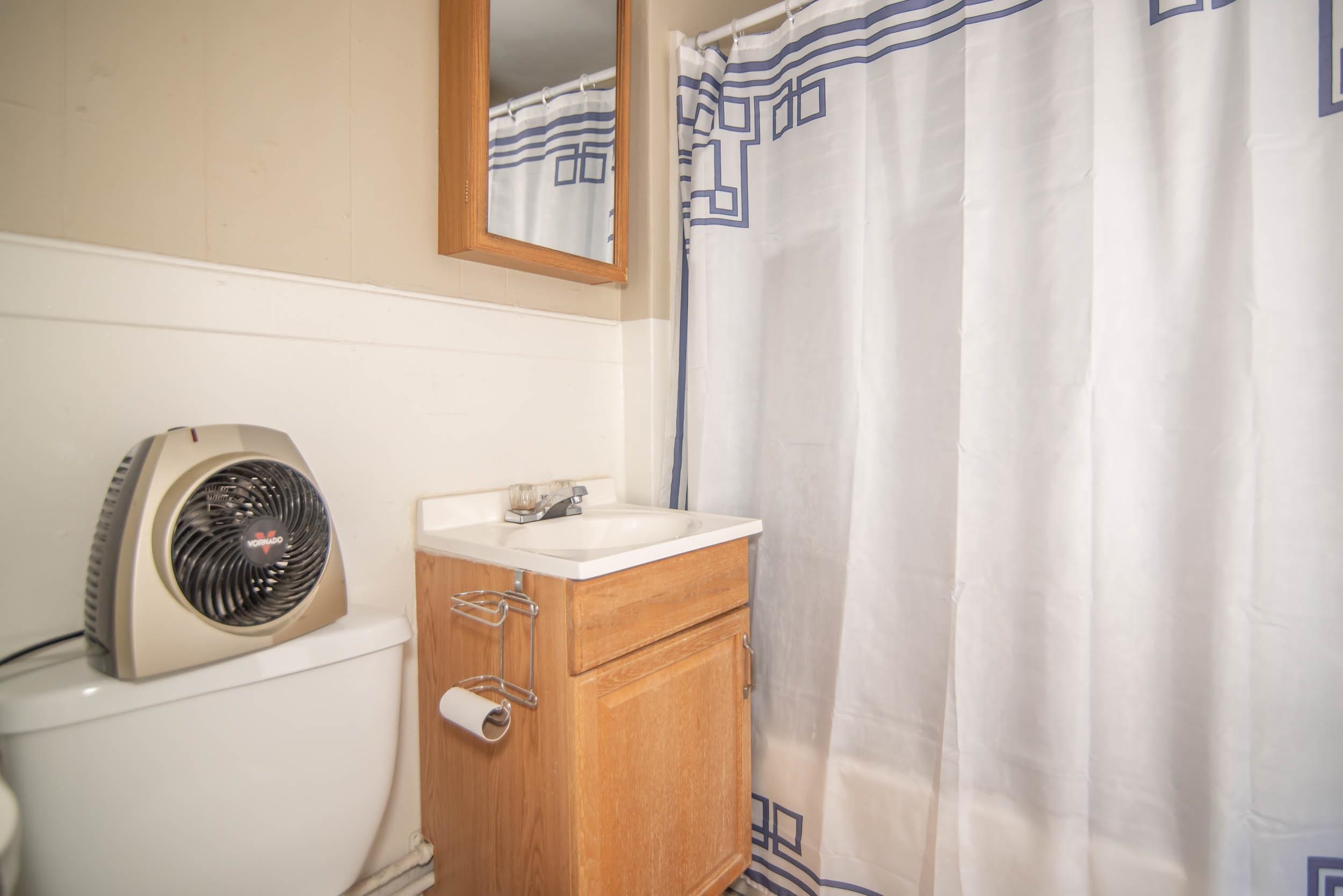 21 South Street Manchester, NH 03104 - Photo 16 of 19