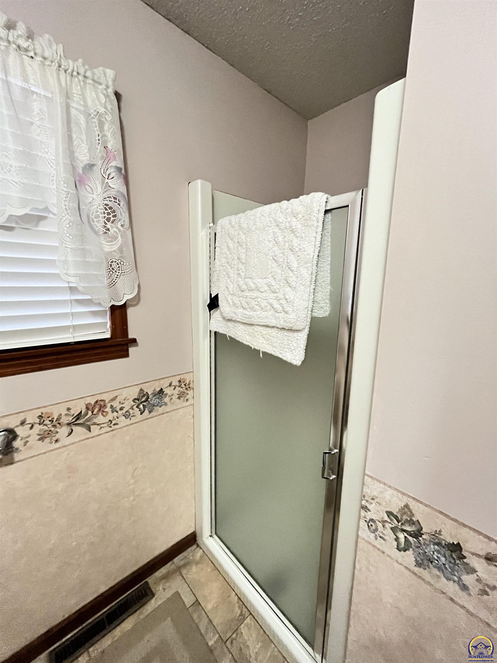 1227 Rd J Emporia, KS 66801 - Photo 39 of 68