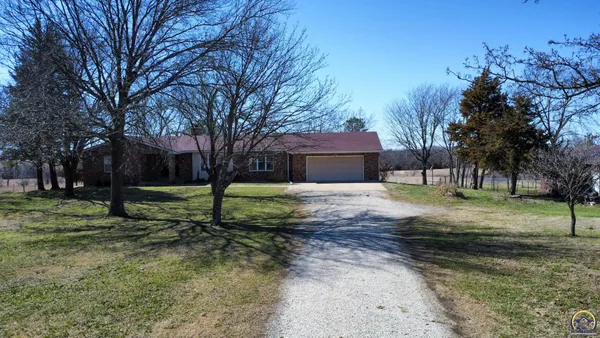 $469,000 | 1227 Rd J, Emporia, KS 66801
