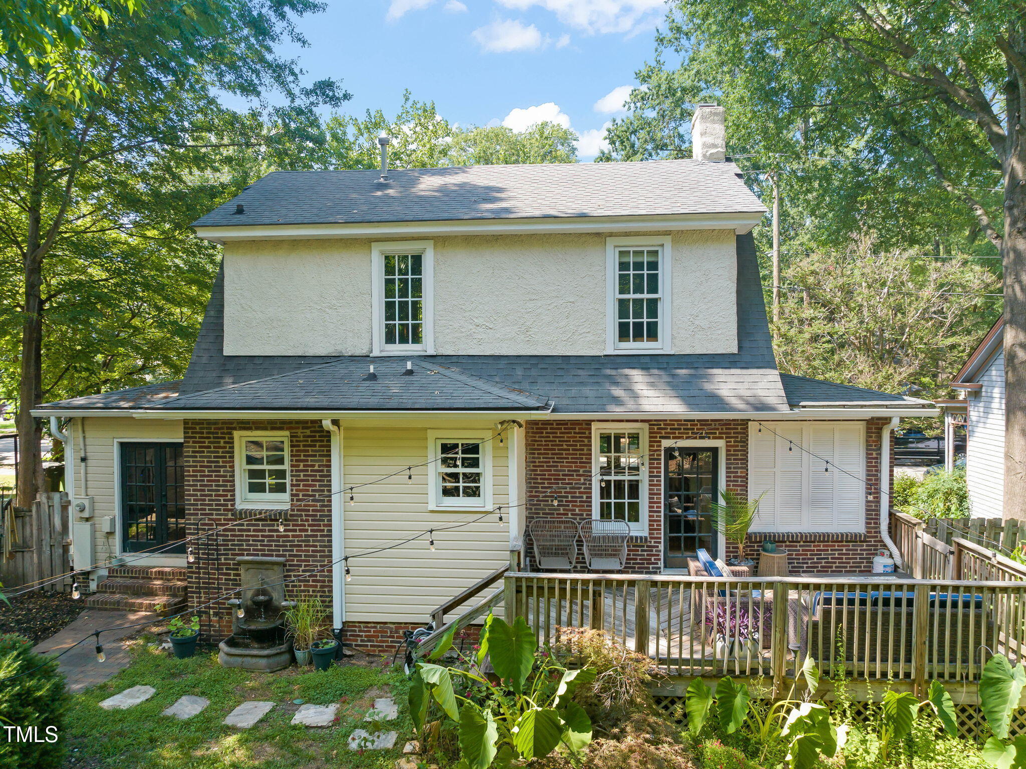 304 Polk Street Raleigh, NC 27604 - Photo 34 of 40 38-web-or-mls-untitled-11