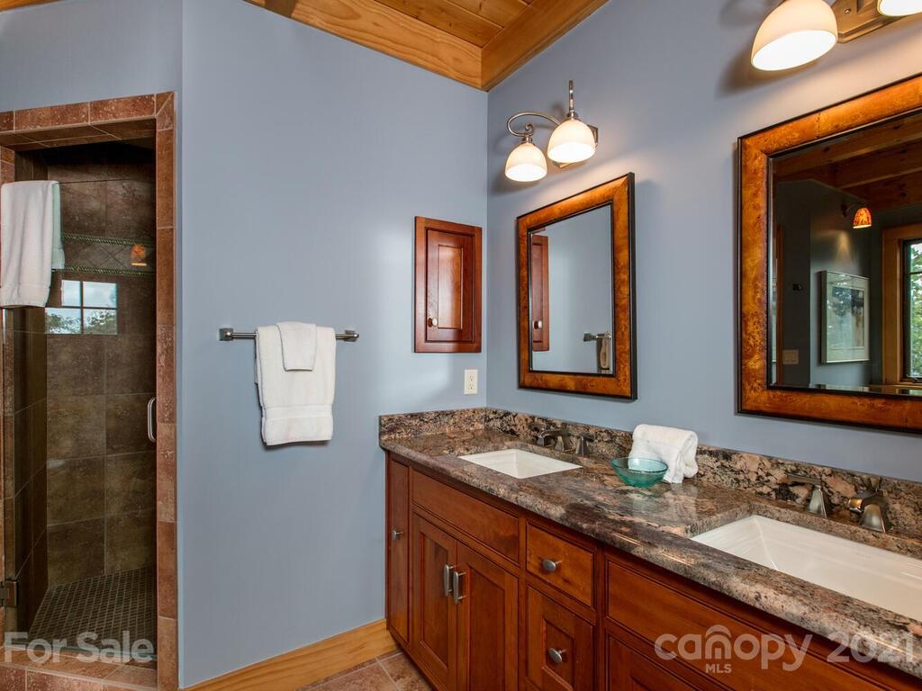 478 Panther Ridge Road, Unit 16 Lake Toxaway, NC 28747 - Photo 26 of 48 Gallery Image 26
