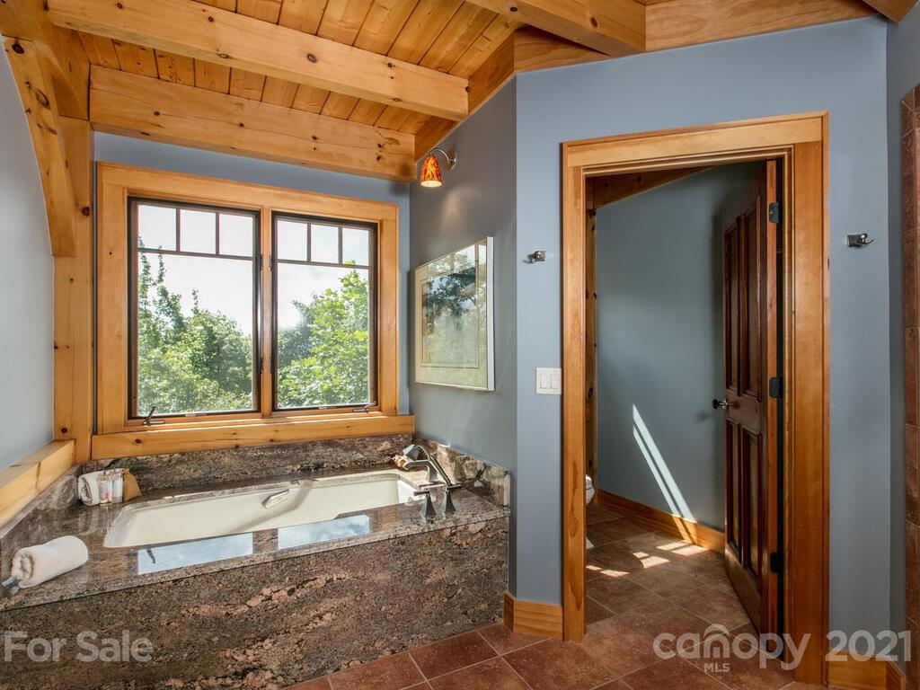 478 Panther Ridge Road, Unit 16 Lake Toxaway, NC 28747 - Photo 27 of 48 Gallery Image 27