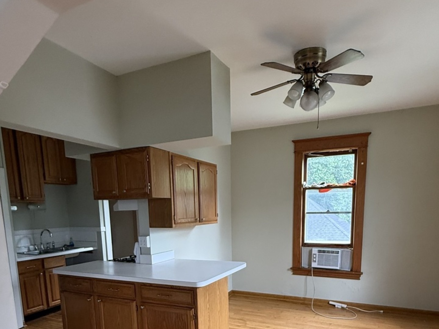 468 Locust Street Elgin, IL 60123 - Photo 2 of 16