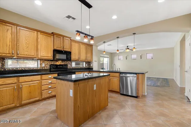 $3,350 | 4173 South Wayne Place, Chandler, AZ 85249