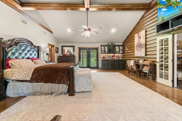 $675,000 | 51 Bullock Lane, Shepherd, TX 77371