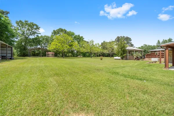 $675,000 | 51 Bullock Lane, Shepherd, TX 77371