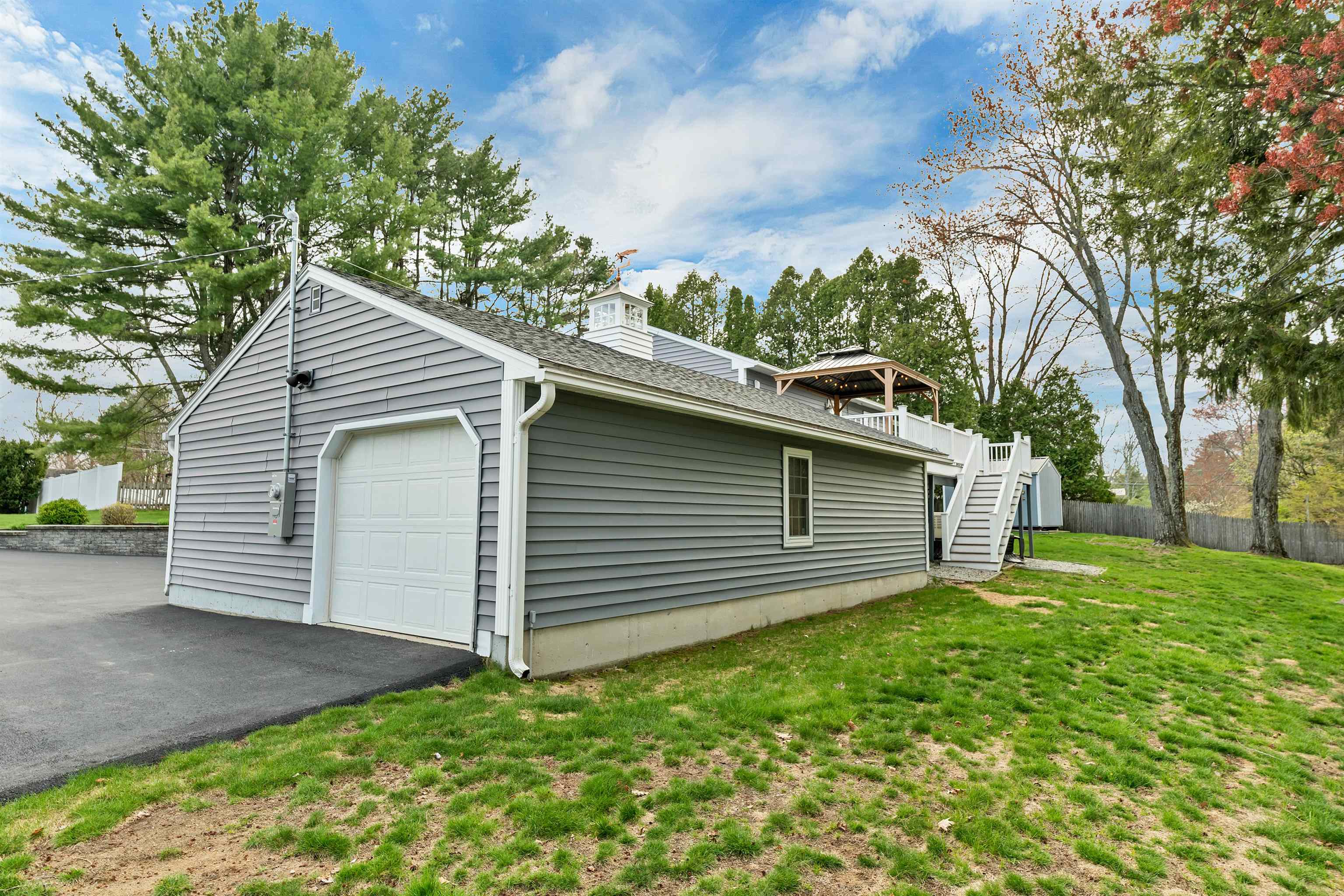 6 Castle Drive Hooksett, NH 03106 - Photo 33 of 42