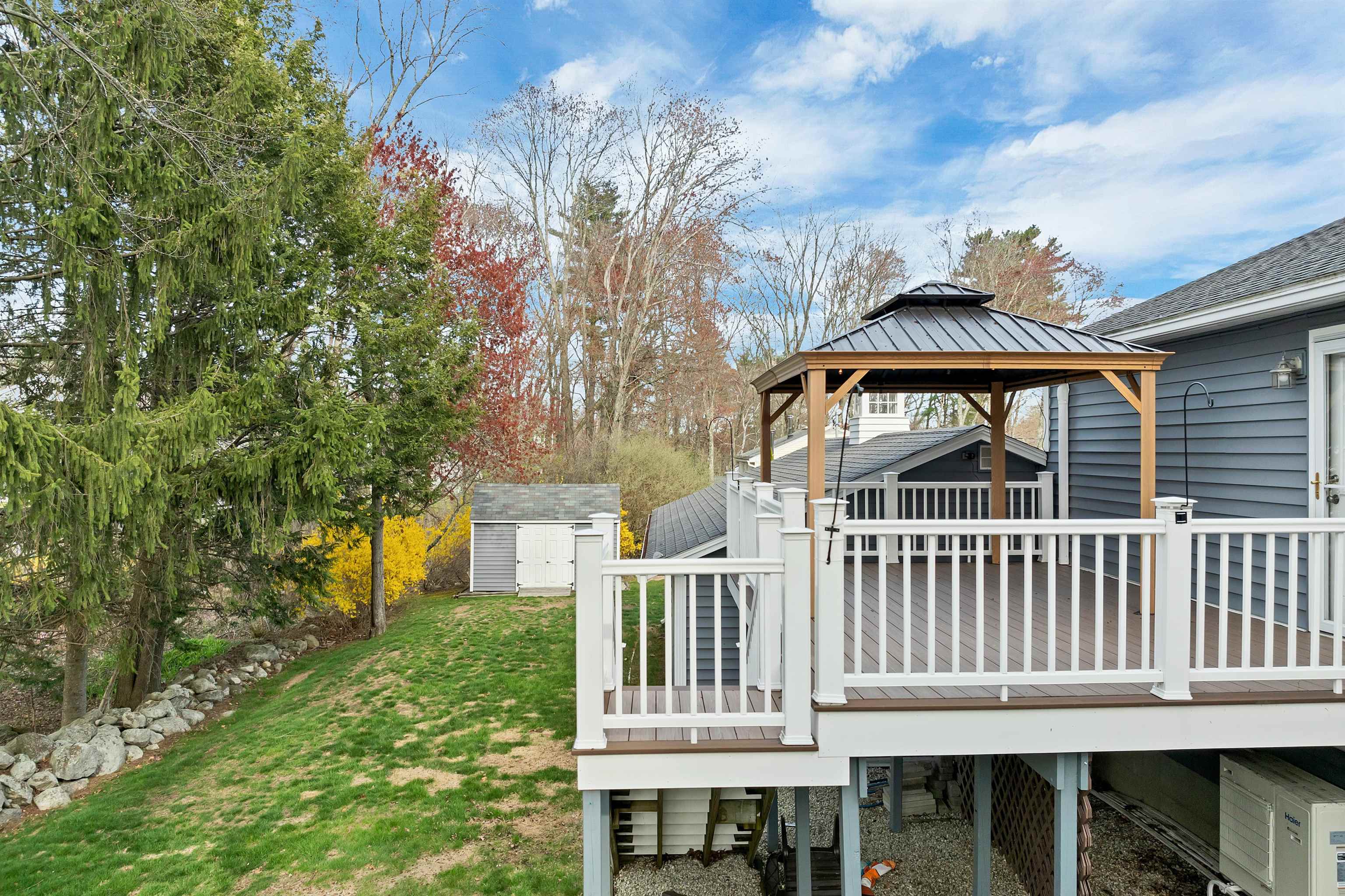 6 Castle Drive Hooksett, NH 03106 - Photo 35 of 42