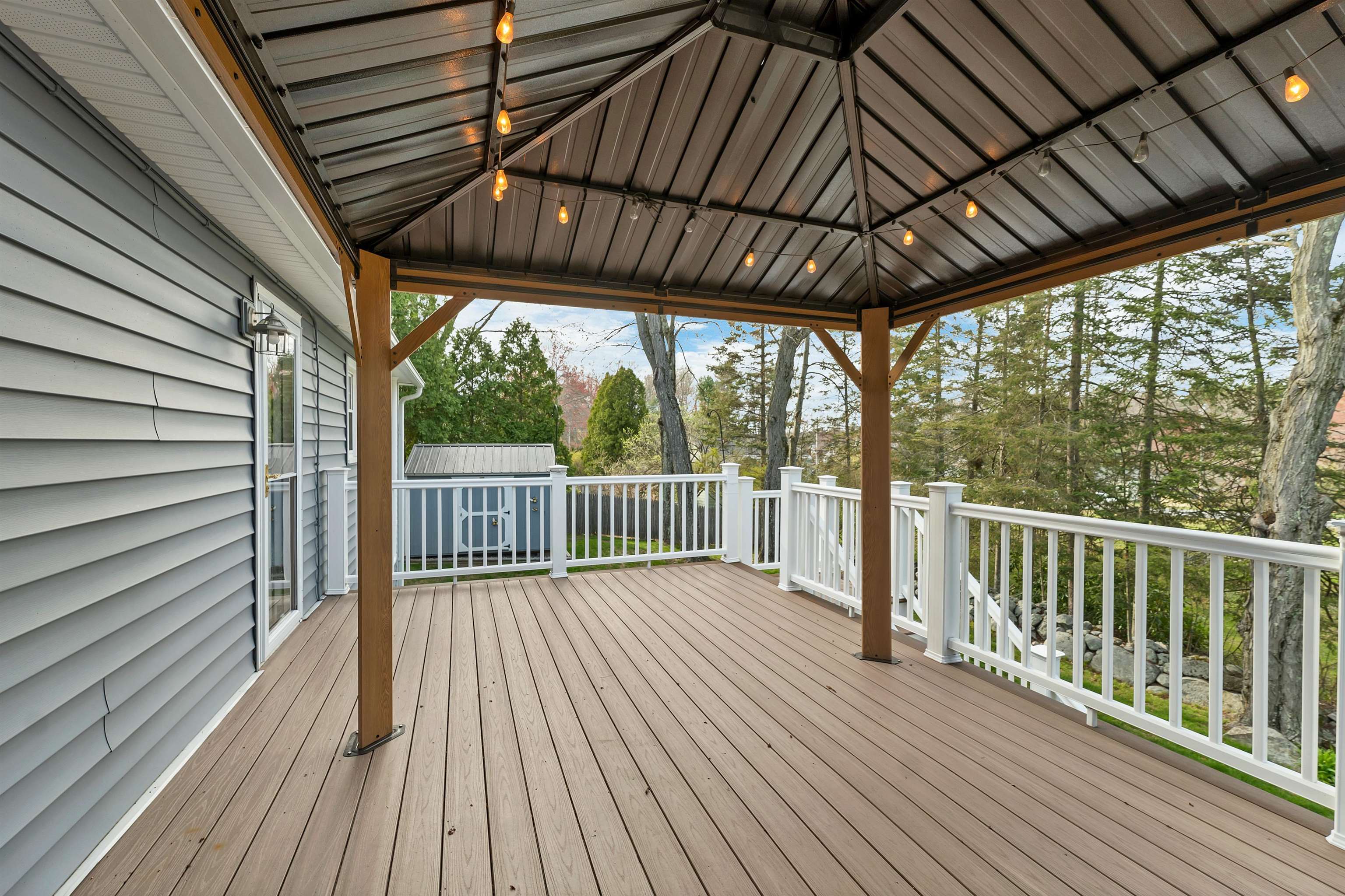 6 Castle Drive Hooksett, NH 03106 - Photo 37 of 42