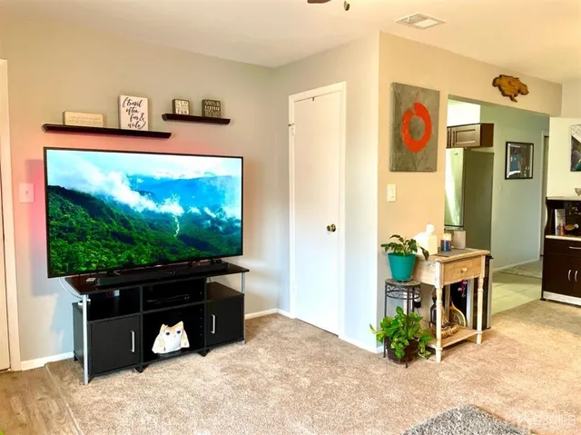 $2,650 | 165 Essex Avenue, Unit 504, Metuchen, NJ 08840