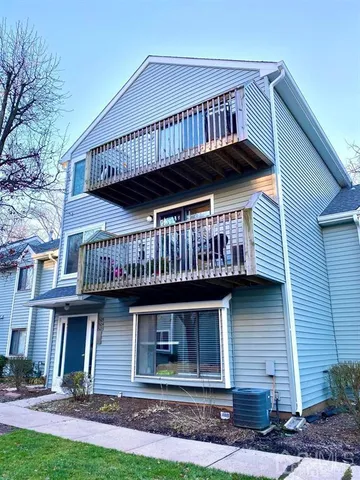 $2,650 | 165 Essex Avenue, Unit 504, Metuchen, NJ 08840