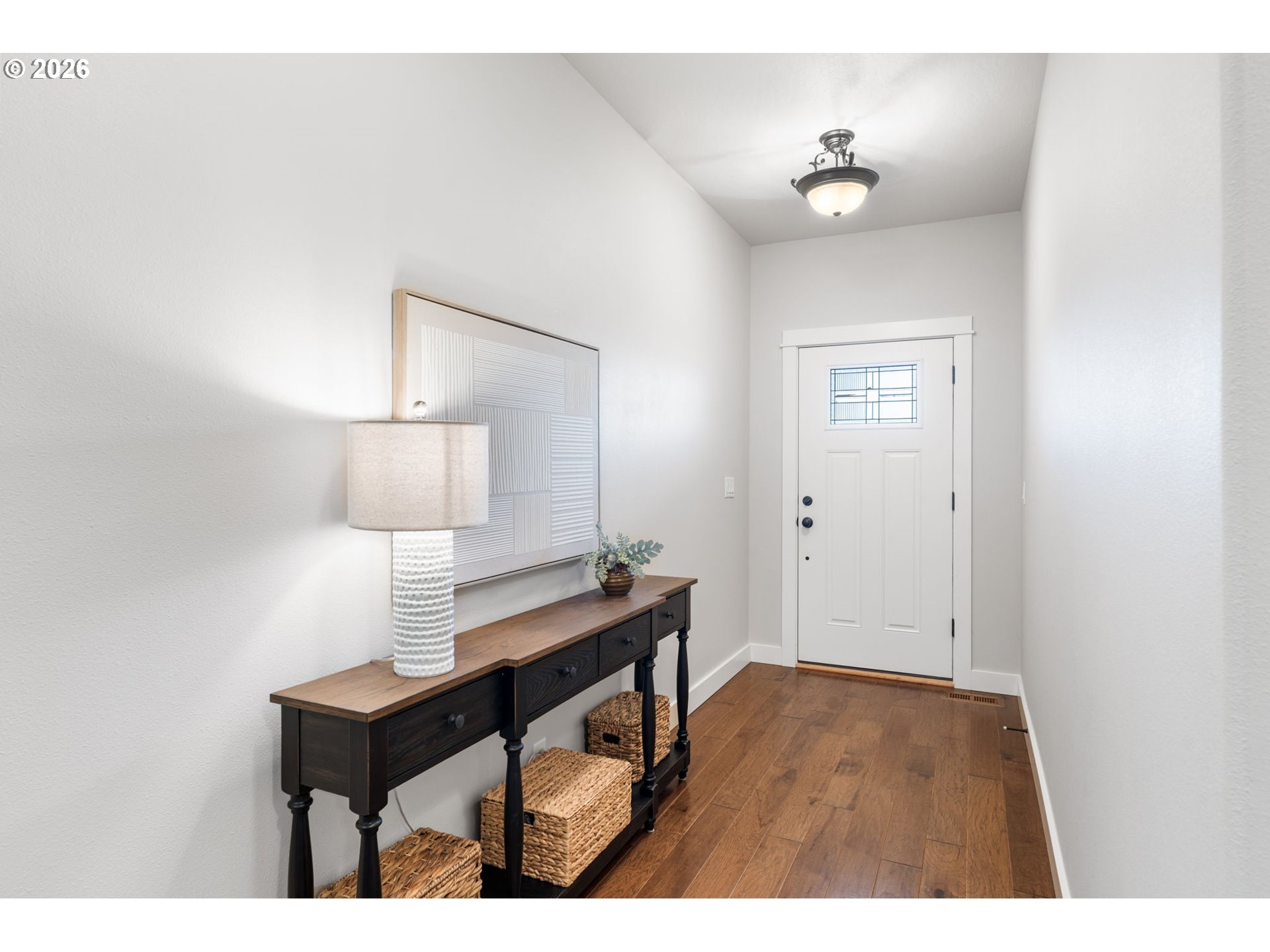 346 River Loop 1 Eugene, OR 97404 - Photo 14 of 21 Entrance/Foyer
