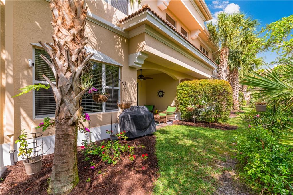 146 Southwest Walking Path Stuart, FL 34997 - Photo 33 of 37 Gallery Image 33