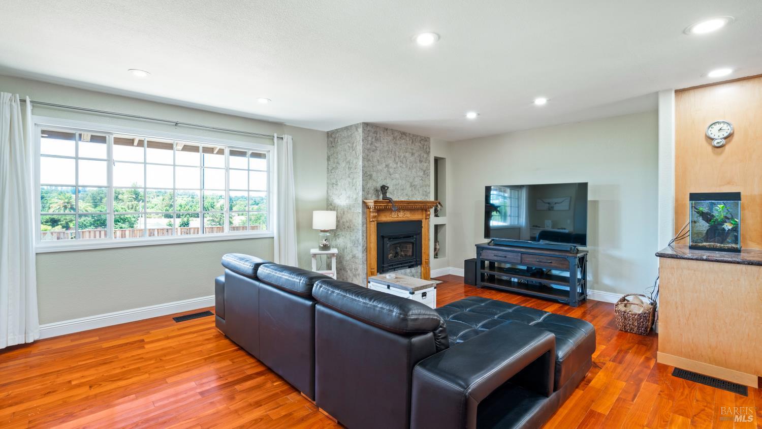 4175 Woodworth Road Sebastopol, CA 95472 - Photo 18 of 53