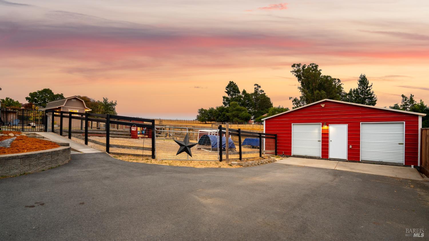 4175 Woodworth Road Sebastopol, CA 95472 - Photo 44 of 53