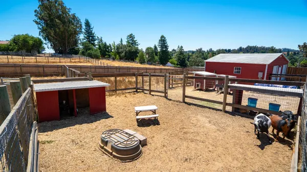 $1,265,000 | 4175 Woodworth Road, Sebastopol, CA 95472