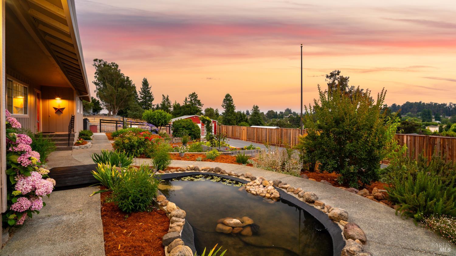 4175 Woodworth Road Sebastopol, CA 95472 - Photo 5 of 53