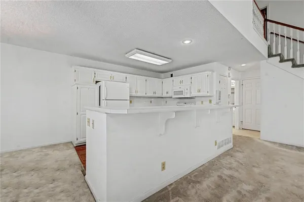 $325,000 | 6817 West 156th Terrace, Overland Park, KS 66223